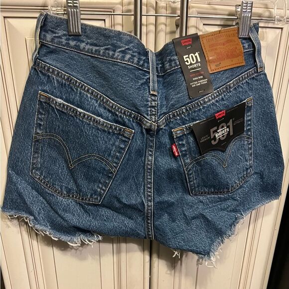 501® HIGH RISE WOMEN'S SHORTS Waist 28 - Picture 1 of 9